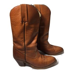 Frye leather women’s cowboy boots. Size 8.